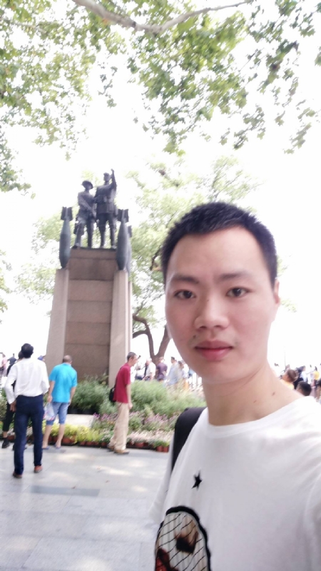志东的第三张照片--石狮中老年相亲网